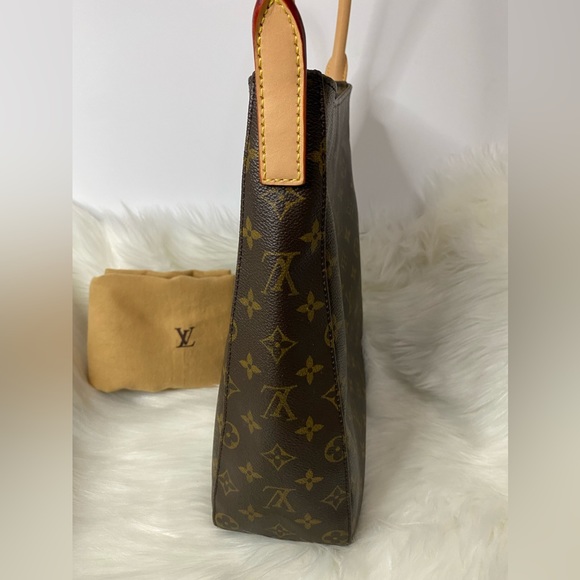 Authentic Pre Loved Louis Vuitton Looping GM Shoulder Bag - Picture 8 of 17